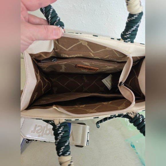 Wrangler NWT Southwestern Print Rope Handle Tote Bag In Cream & Green Cactus - Picture 10 of 11